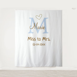 MISS NAAR MRS. BRUIDSSLUIER MONOGRAM HART NAAM WANDKLEED
