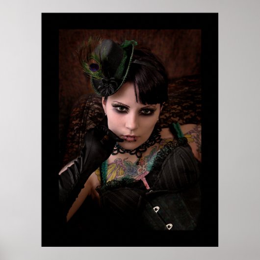 Miss Peacock - Afdrukken (Plain Border) Poster (Voorkant)