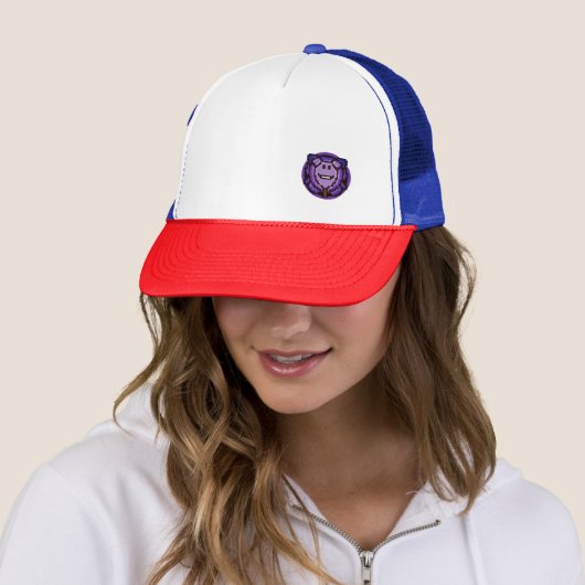 Miss Wolfy Casquette (En situation)