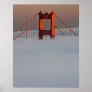 Mist rolt door de baai van San Francisco en bedekt Poster