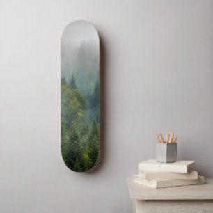 mistig bos landschap koele kunst aan de muur skateboard