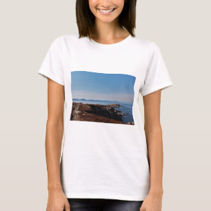 Mistige Horizon voorbij Wit Punt T-shirt