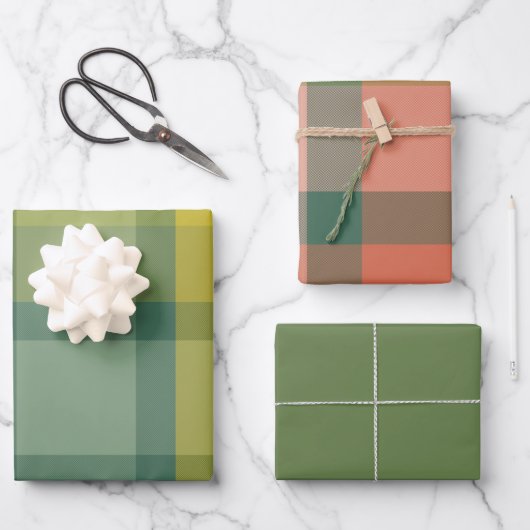 Mistletoe Wrapping Paper Flat Sheet Set of 3 (Voorkant)