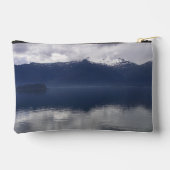 Misty Alaskan Zee in de schaduw van Blue Etui (Achterkant)