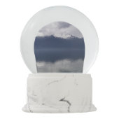 Misty Alaskan Zee in de schaduw van Blue Sneeuwbol (Achterkant)