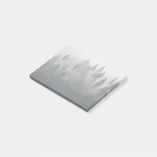 Misty Evergreen Forest Landschap Post-it® Notes (Schuin)