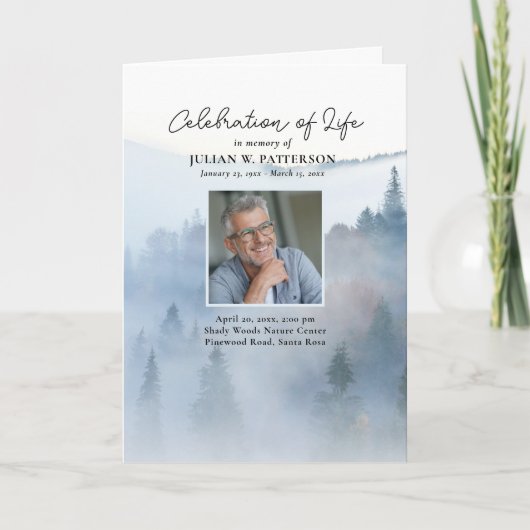 Misty Mountain Pines Viering van het leven Begrafe Programma (Voorkant)