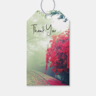 Misty Railroad Tracks Schilderachtig Foto bedankt Cadeaulabel