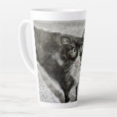 Mittens chat noir et blanc sur mug latte (Angle gauche)