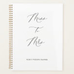 Mlle à Mme Wedding planner Calendrier Livre nuptia<br><div class="desc">Notre wedding planner propose des lettres romantiques pour un style minimaliste et chic - une façon parfaite de planifier tous les détails de votre mariage dans l'année précédant votre journée spéciale!</div>