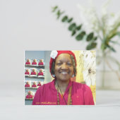 Mme B Café - Carte postale (Debout devant)