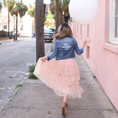 Mme Proud Femme avec date établie