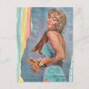 Mode model Vrouw in 1957 op het strand Briefkaart