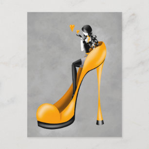 Modebewuste vrouw in stiletto ansichtkaart briefkaart