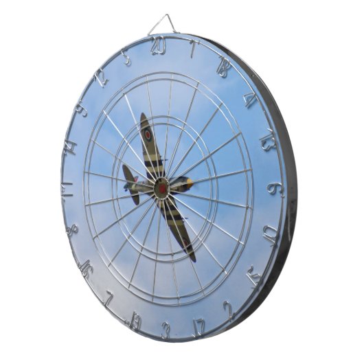 Model van spitfire MK IX MK923 Dartbord (Voorkant Rechts)