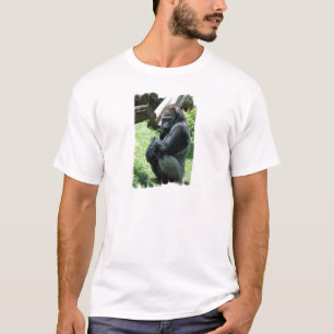 Modèle de base de T-shirt - customisé