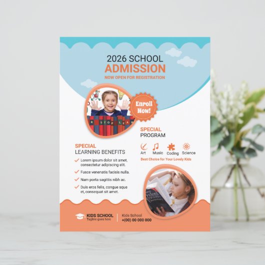 Modèle de brochure d'admission scolaire (Debout devant)
