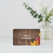Modèle de carte de visite en bois d'automne (Debout devant)