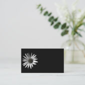 modèle de carte de visite fleur noir et blanc (Debout devant)