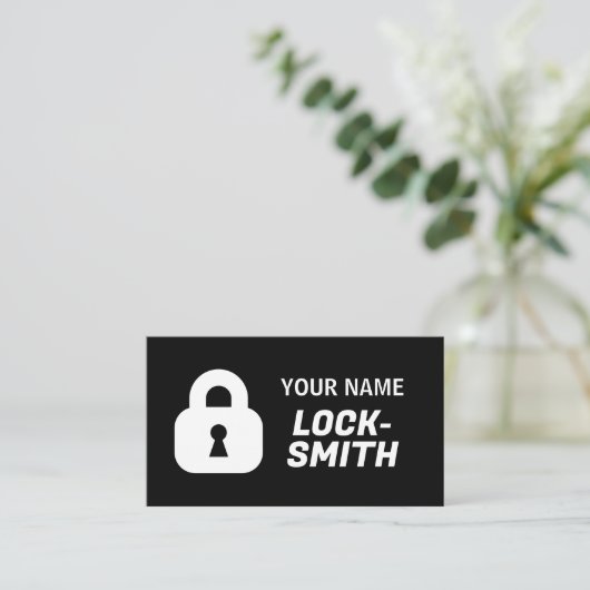Modèle de carte de visite Locksmith avec logo cade (Debout devant)
