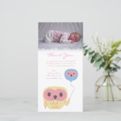 Modèle de carte photo de bébé de note de Merci de (Debout devant)