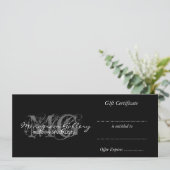 Modèle de certificat cadeau d'entreprise avec Mono (Debout devant)