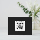 Modèle de code QR numérisable avec texte modifiabl (Debout devant)