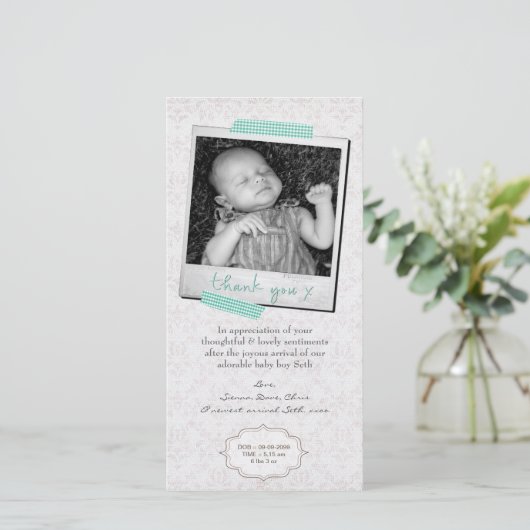 Modèle de faire-part de bébé de note de Merci (Debout devant)