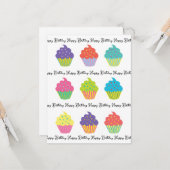 Modèle de la carte d'anniversaire Cupcake (Devant/Arrière en situation)