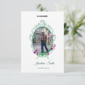 Modèle de la carte de programme Memorial (Debout devant)