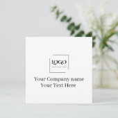 Modèle de logo personnalisé élégant (Debout devant)
