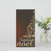 Modèle de Noël rouge avec sapin de Noël doré (Debout devant)