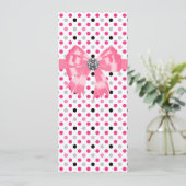 Modèle de programme de mariage à pois noir et rose (Debout devant)