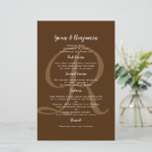 Modèle du menu du Mariage Brown Monogramme (Debout devant)