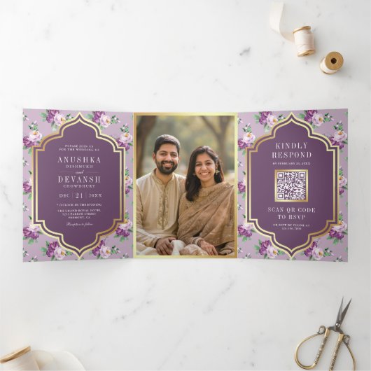 Modèle Floral pourpre QR Code Mariage indien (Intérieur)