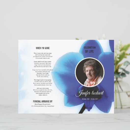 Modèle funéraire (Debout devant)