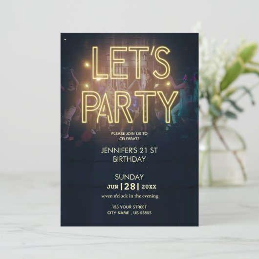Modèle invitation électronique Neon Gold Light Dig (Debout devant)