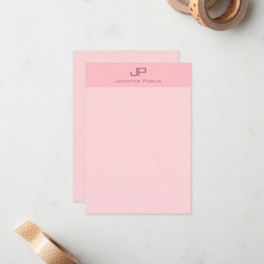 Modèle Monogramme moderne rose pâle (Devant/Arrière en situation)