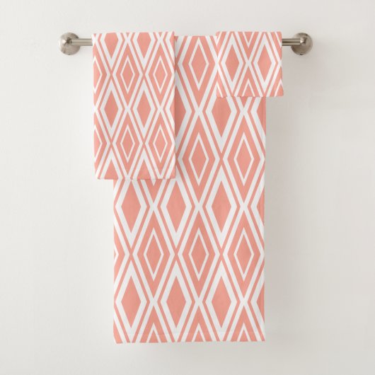 Modern Abriot en White Diamond Pattern Bad Handdoek (Insitu)