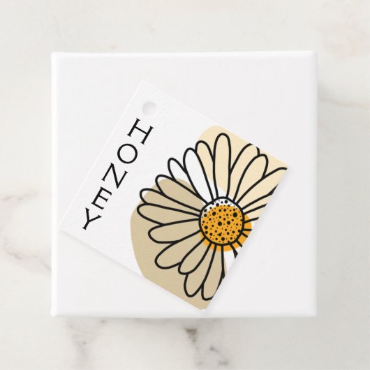 Modern Abstract Daisy Honey Apiary Hang Label (In situ)