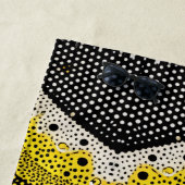 Modern Abstract Dot Pattern  Strandlaken (In situ)