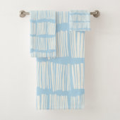 Modern Abstract lijnpatroon in Pastel Light Blue Bad Handdoek (Insitu)