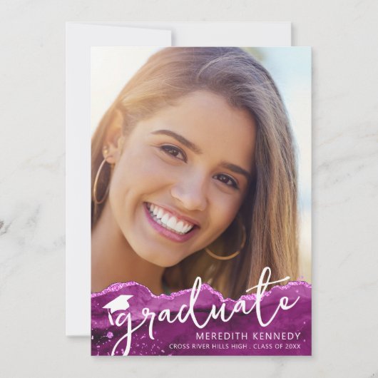 Modern Afstuderen Roze Magenta Glitter Chic Script Aankondiging (Voorkant)