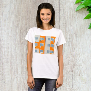 Modern appartementengebouw met airconditioners t-shirt