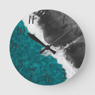 Modern Artsy Blauwgroen Blue Black Ocean Beach Wav Ronde Klok