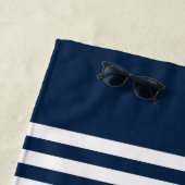 Modern Beach House Familie Monogram Strandlaken (In situ)