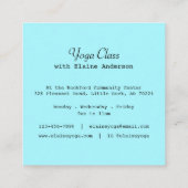 Modern Beach Yoga Instructor Vrouw Pose Vierkante Visitekaartje (Achterkant)