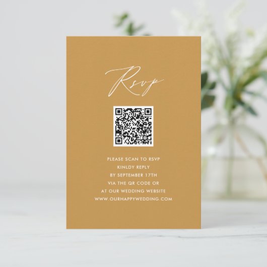 Modern Beige Elegant Script QR Bruiloft RSVP Informatiekaartje (Staand voorkant)