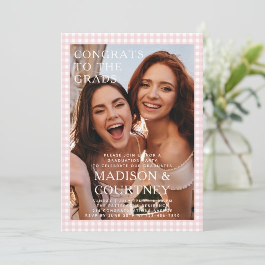 Modern Beige Gingham Fotoafstudeerfeest Kaart (Staand voorkant)