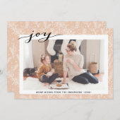 Modern Beige Pine Boughs Elegant Script JOY Simple Feestdagenkaart (Voorkant / Achterkant)